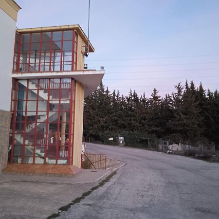 Apartamentos Refugio Del Viajero Parauta Buitenkant foto