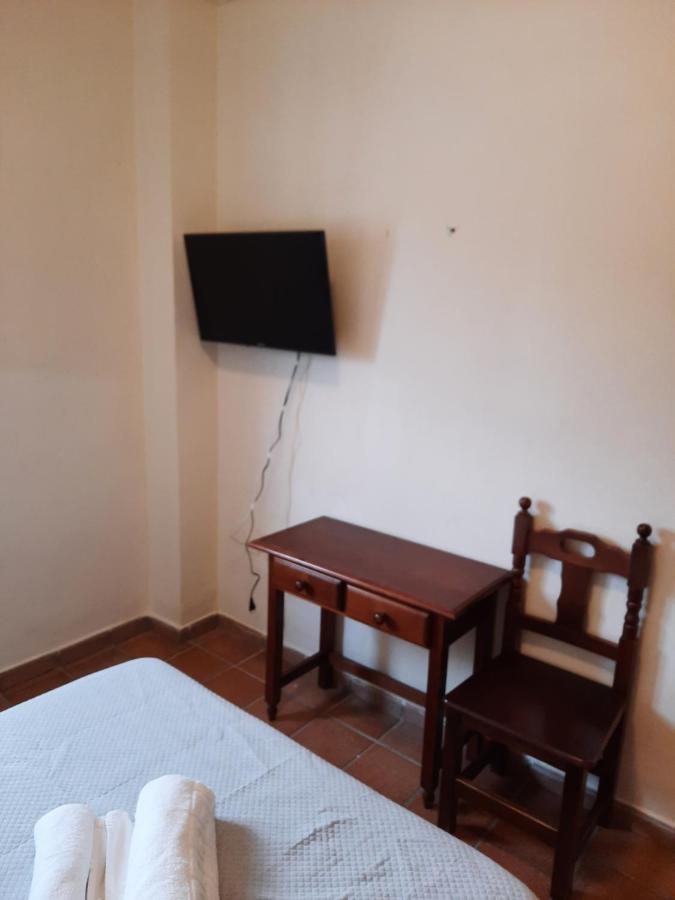 Apartamentos Refugio Del Viajero Parauta Buitenkant foto