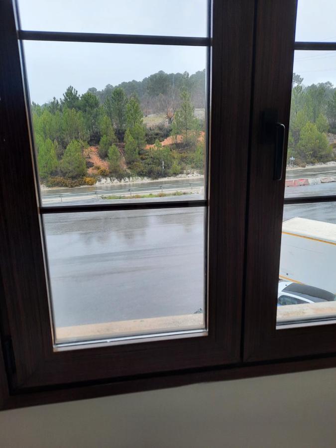 Apartamentos Refugio Del Viajero Parauta Buitenkant foto